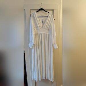 Baltic Born White Long Sleeve V-Neck Maxi Dress